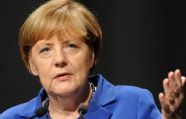 Меркель призвала к охране границ ЕС из-за наплыва беженцев