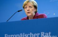 Меркель: Украина должна бороться с коррупцией и уменьшить влияние олигархов