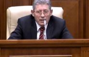 Гимпу в парламенте: Официальный язык Молдовы – румынский