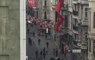 На оживленной пешеходной улице в центре Стамбула прогремел взрыв