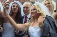 Простые невесты, с которыми Путин делал селфи, оказались моделями (ВИДЕО)