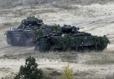 Tancuri și tunuri americane, în Estonia
