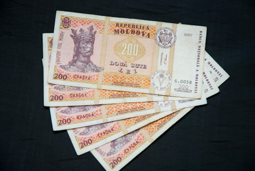 Молдова заплатила по долгам больше, чем планировала