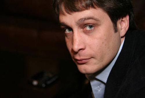 Русский блоггер Эдуард Багиров является главным подозреваемым в деле о беспорядках в апреле 2009 года